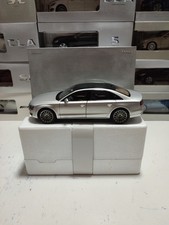 KYOSHO 1:18 AUDI A8 L W12 - ICE SILVER 