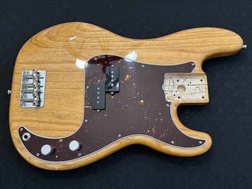 Fender precision bass - fender, corpo