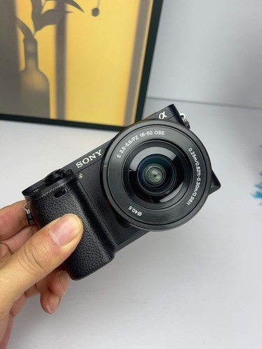 Fotocamera sony a6300 con - fotocamera,