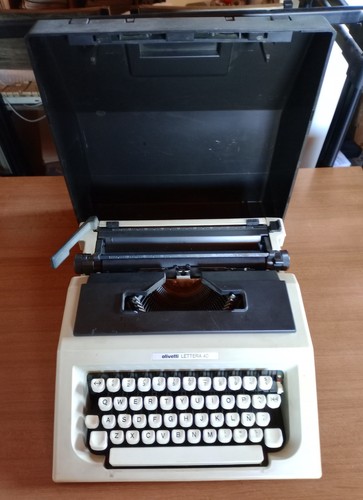 Macchina scrivere olivetti - macchina, da