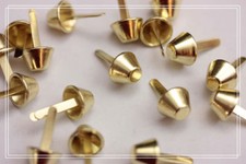 150pz Borchie sfuse a cono