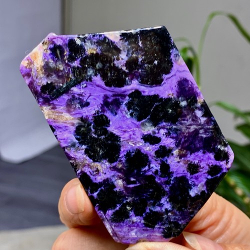 Pietra minerale bloccata