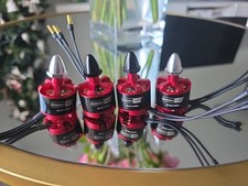 4 X 2212 920KV Motori