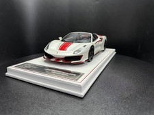 1:18 DINO MODELS - Ferrari 488