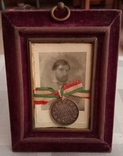 UMBERTO I° MEDAGLIA D'ARGENTO-UNITÀ D'ITALIA-1848-1870-E FOTOGRAFIA DEL DECORATO