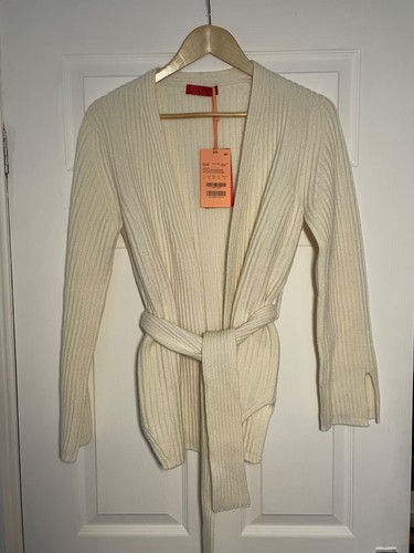 Cardigan nuovo con etichette