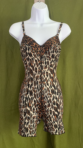 Vintage vanity fair body - vanity,