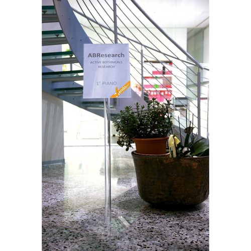 Espositore pubblicitario - pubblicitario, a