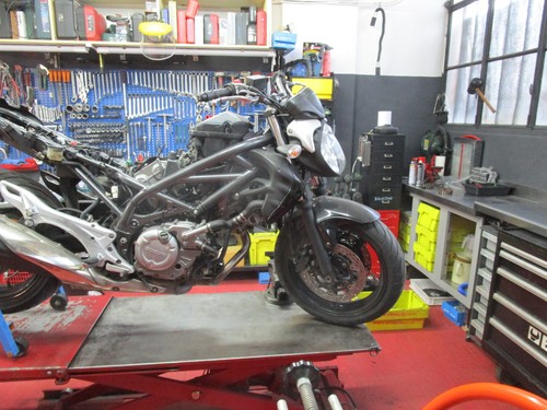 Suzuki sfv 650 gladius - sfv,