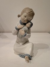 Statuina porcellana NAO