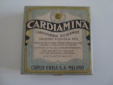 Antica scatolina in cartone