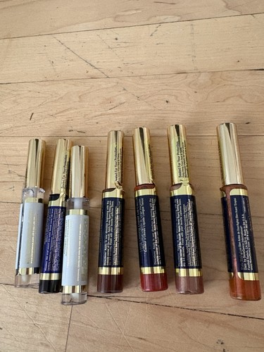 Lipsense senegence colore - by,
