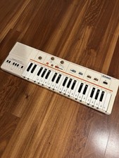 Casio Casiotone MT-40