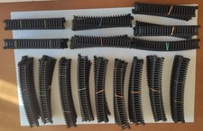 Lot of 156 H0 Scale Plastic