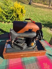 1941 Singer Sewing Machine In