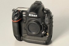 Nikon D4s con solo 5745 scatti