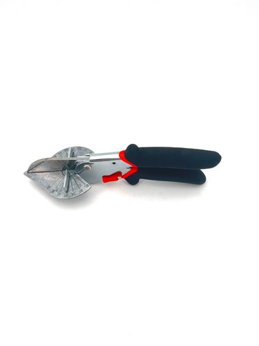 Taglierina multiangolare per