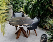 Tavolino rotondo in resina