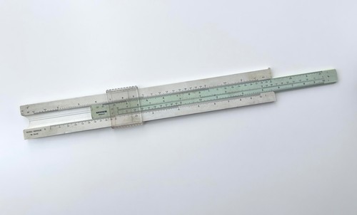 Regolo calcolatore vintage