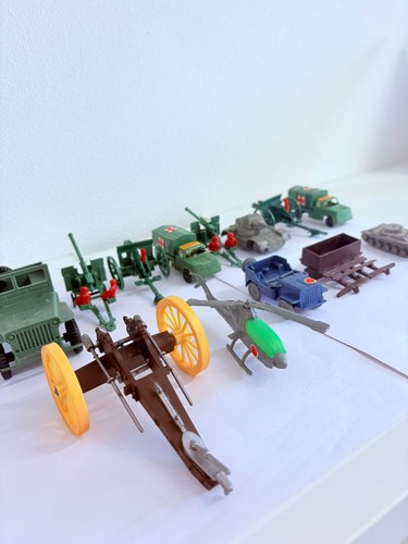 Lotto giocattoli militari - lotto,