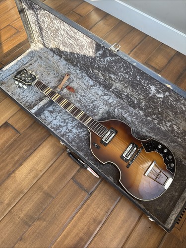 Chitarra violino vintage