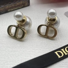 Orecchini a perno classici