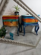 Comodini vintage dipinti a mano con chalk paint rifiniti con lacca trasparente