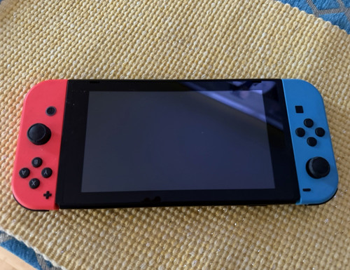 Nintendo switch handheld - nintendo,