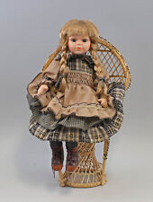 9110096 Carino Bambola