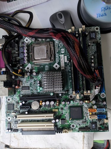 Compaq socket 775 motherboard - socket,