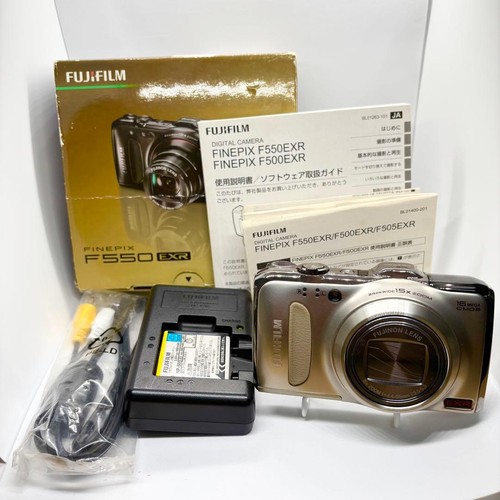 Fotocamera digitale compatta