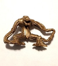 THE PATIENT Gold Power: 9 *