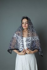 Mantilla pizzo ricamato di - mantilla,
