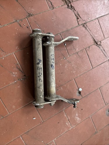 Staffa motore piaggio hexagon - staffa,