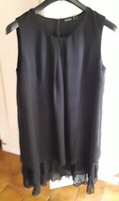 Abito donna estivo nero in chiffon con spalline larghe e volant al fondo