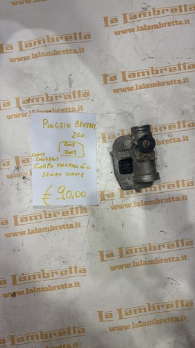 Corpo farfallato con - corpo,