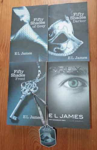 Shades grey trilogy - 50,