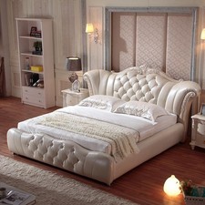 Letto design Chesterfield