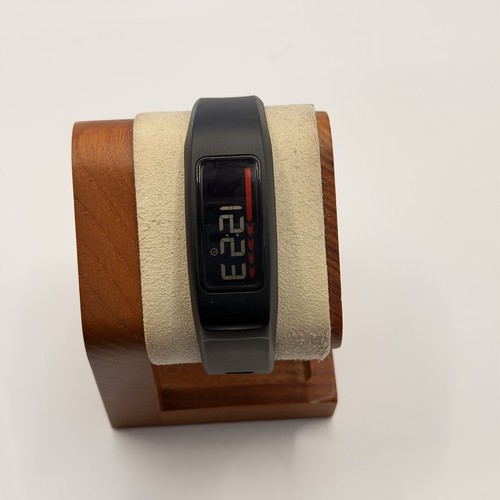 Garmin vivofit testato - garmin,