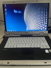 Fujitsu Amilo Pro V3505 Intel