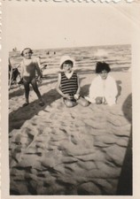 B - Foto Photo Fotografia 1932 - Cesenatico Trio Bambini in spiaggia Mare