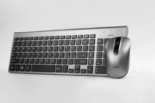 tastiera e mouse wireless