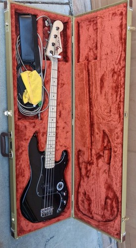 Fender guitar pink - guitar,