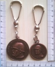 2 PORTACHIAVI MEDAGLIA BENITO