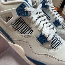 Air Jordan 4 Retro Military