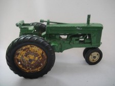 Trattore giocattolo pressofuso