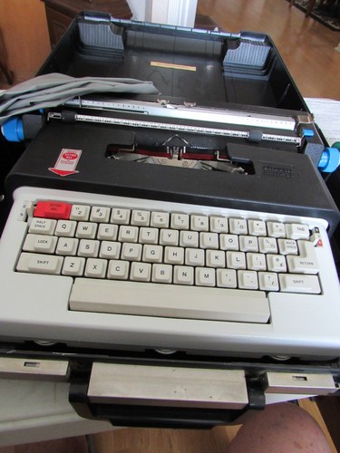 Olivetti lettera 36 - olivetti, c