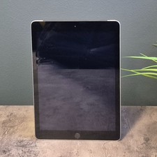 APPLE iPad 5ª Gen A1823 9,7" Pollici 32GB WiFi/Cellulare Tablet - Argento