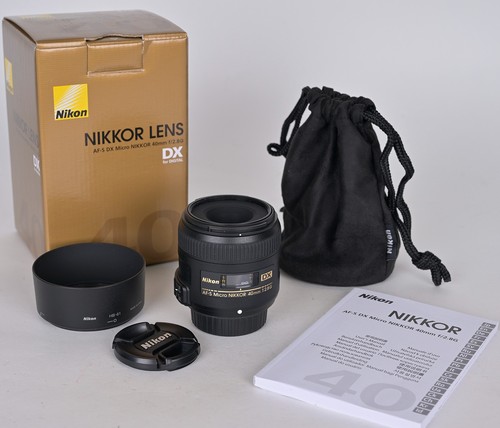 Minty boxed nikon dx - minty,