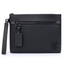 LOUIS VUITTON M69837 Pochette